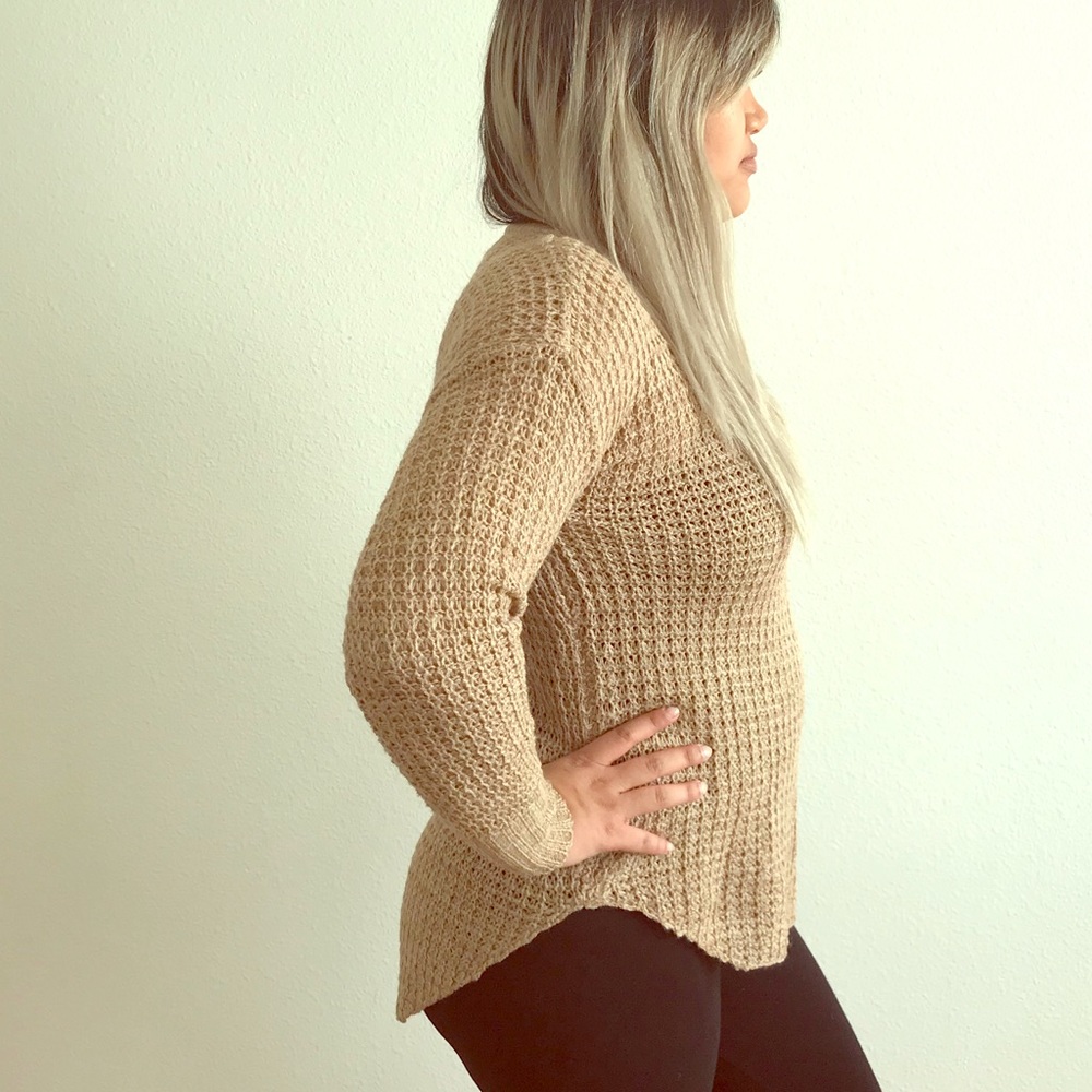Ultra Flirt Woven Pullover